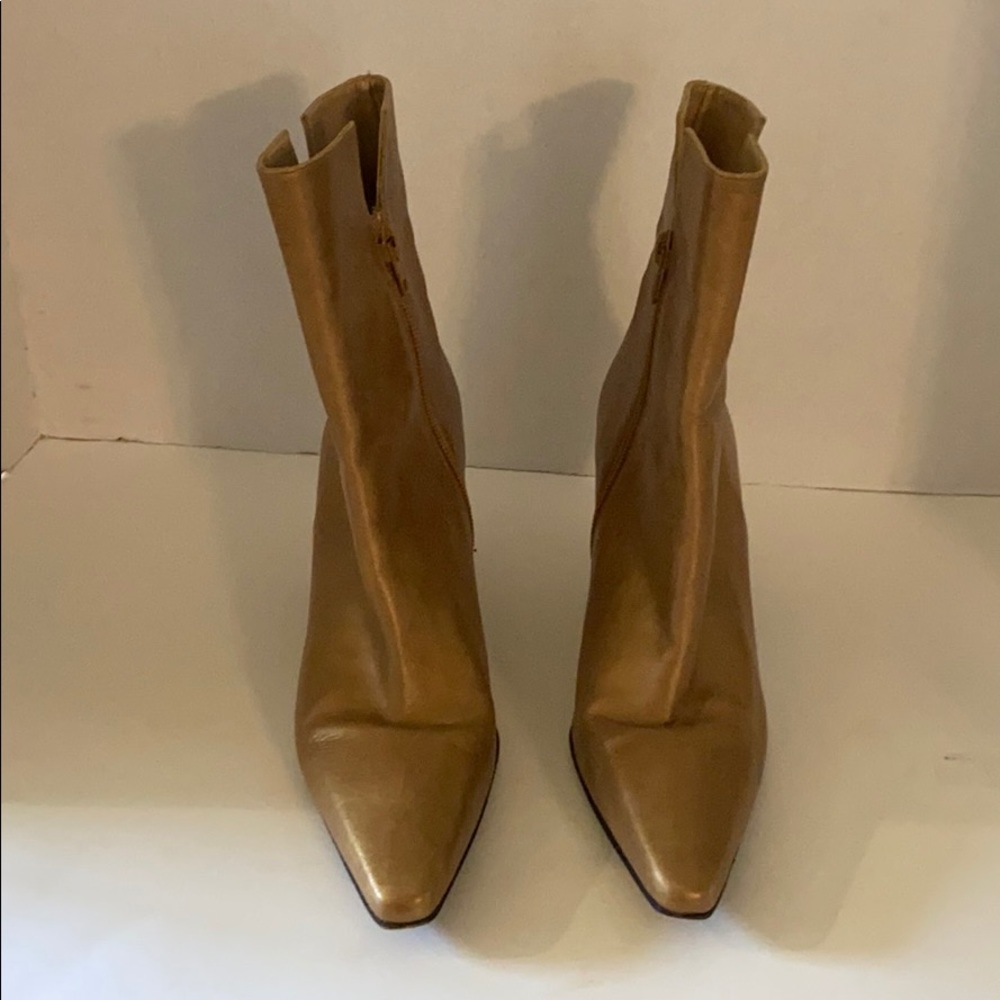 Stuart Weizmann Ankle Boots - image 3